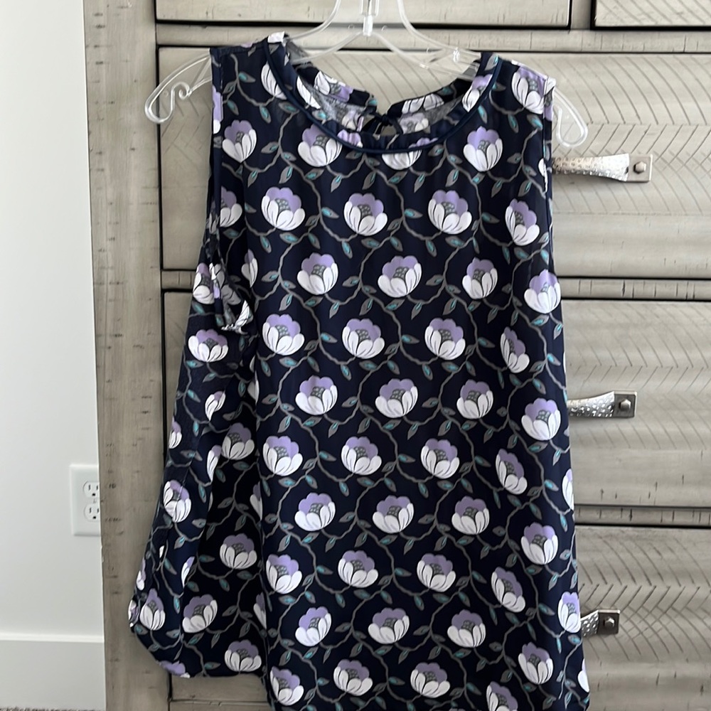 Sleeveless top